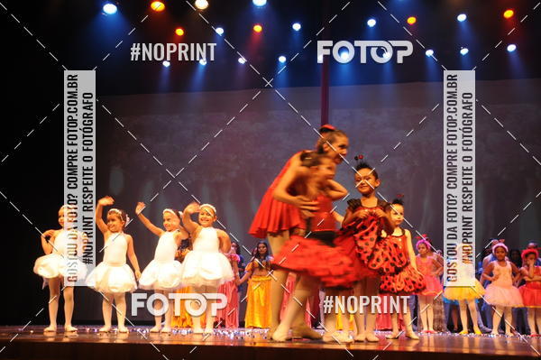 Buy your photos of the eventJardim Secreto - Espetaculo de Dana on Fotop