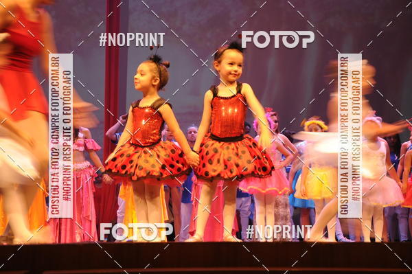 Buy your photos of the eventJardim Secreto - Espetaculo de Dana on Fotop