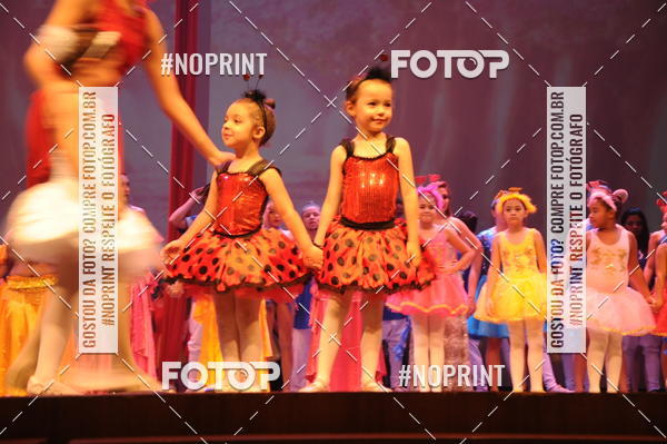 Buy your photos of the eventJardim Secreto - Espetaculo de Dana on Fotop