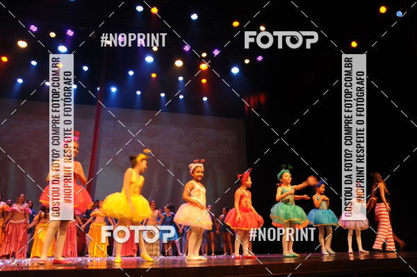 Buy your photos of the eventJardim Secreto - Espetaculo de Dana on Fotop