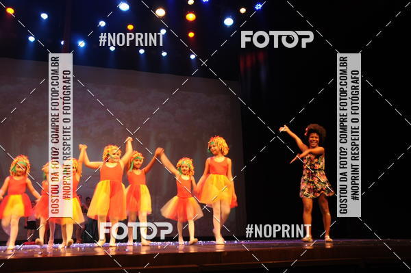 Buy your photos of the eventJardim Secreto - Espetaculo de Dana on Fotop