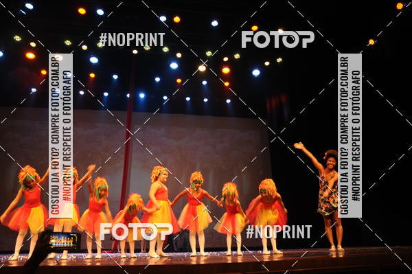 Buy your photos of the eventJardim Secreto - Espetaculo de Dana on Fotop