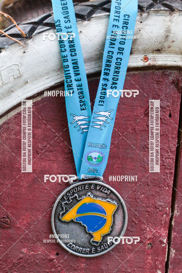 Buy your photos of the eventLagoa Night Run on Fotop