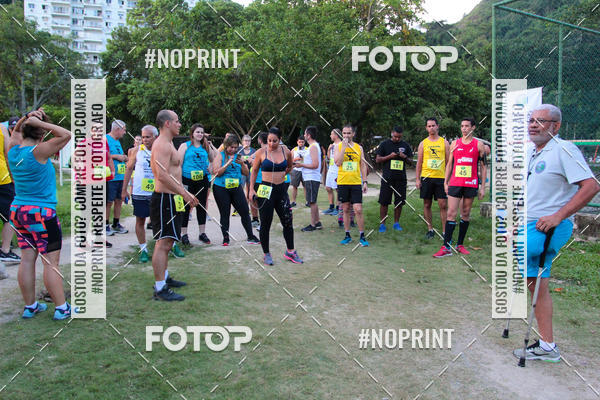 Buy your photos of the eventLagoa Night Run on Fotop