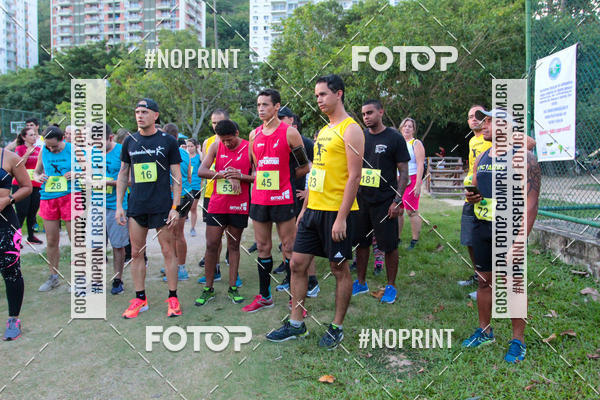 Buy your photos of the eventLagoa Night Run on Fotop