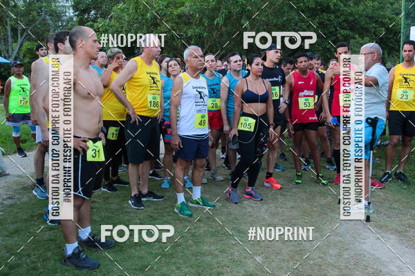 Buy your photos of the eventLagoa Night Run on Fotop