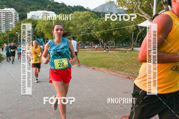 Buy your photos of the eventLagoa Night Run on Fotop