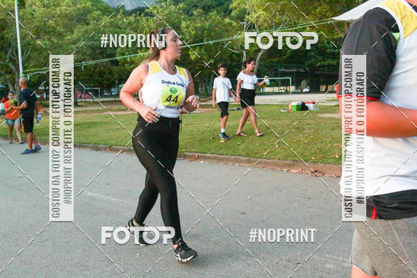 Buy your photos of the eventLagoa Night Run on Fotop