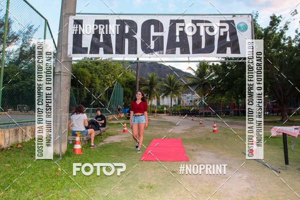 Buy your photos of the eventLagoa Night Run on Fotop