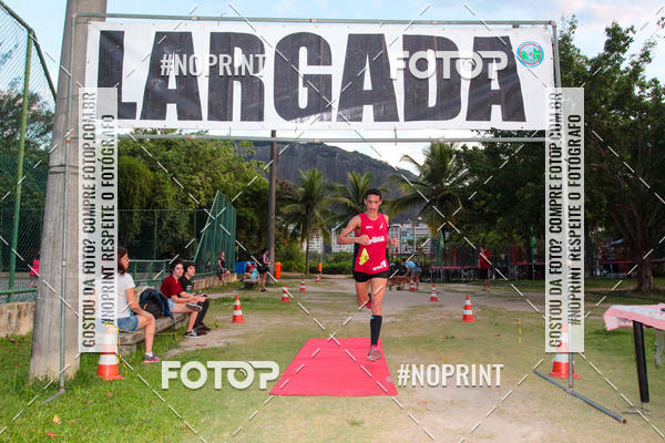 Buy your photos of the eventLagoa Night Run on Fotop