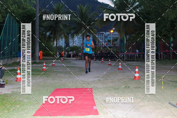 Buy your photos of the eventLagoa Night Run on Fotop
