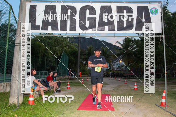 Buy your photos of the eventLagoa Night Run on Fotop