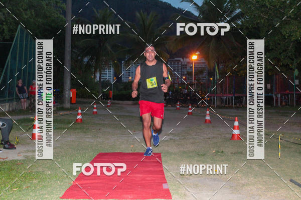 Buy your photos of the eventLagoa Night Run on Fotop