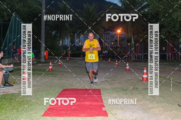 Buy your photos of the eventLagoa Night Run on Fotop