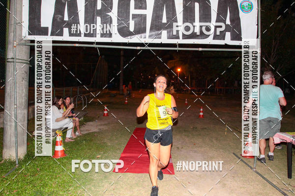 Buy your photos of the eventLagoa Night Run on Fotop