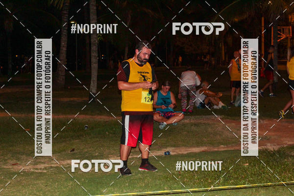 Buy your photos of the eventLagoa Night Run on Fotop
