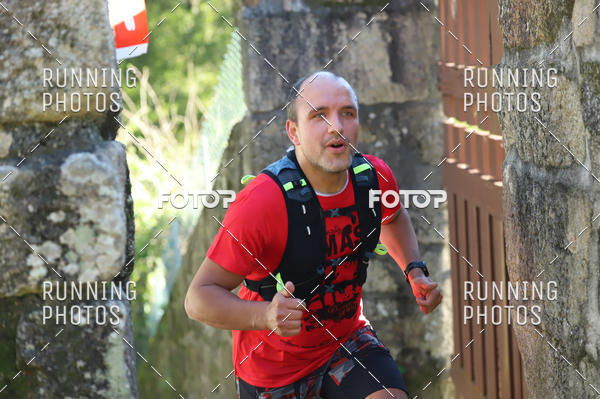 Buy your photos of the eventXMAS TRAIL on Fotop