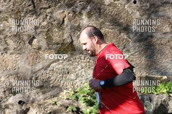 Buy your photos of the eventXMAS TRAIL on Fotop