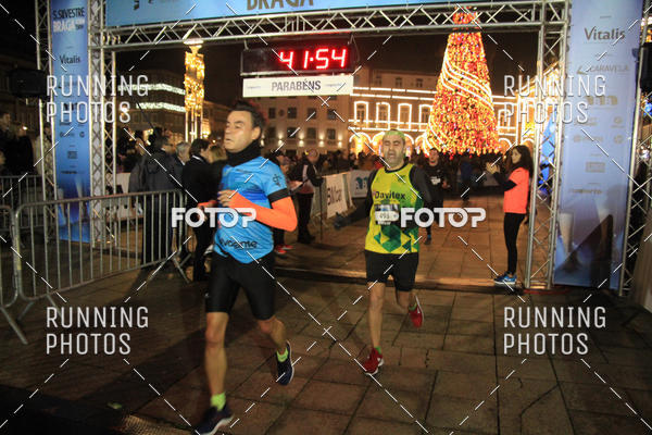 Buy your photos of the eventSao Silvestre Braga on Fotop