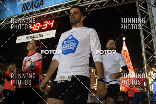 Buy your photos of the eventSao Silvestre Braga on Fotop