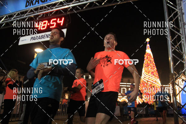 Buy your photos of the eventSao Silvestre Braga on Fotop