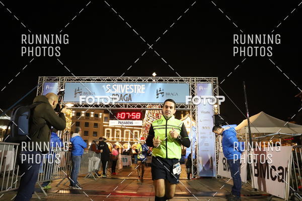 Buy your photos of the eventSao Silvestre Braga on Fotop