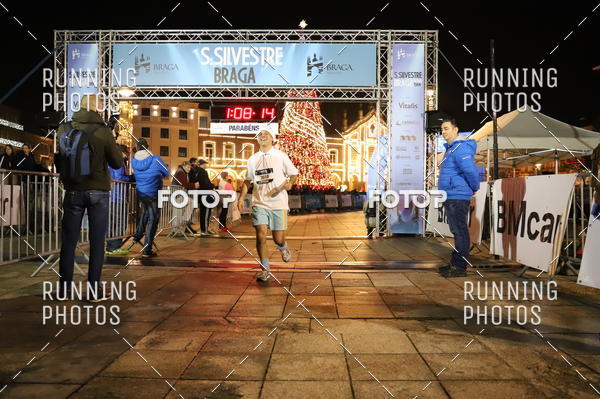 Buy your photos of the eventSao Silvestre Braga on Fotop