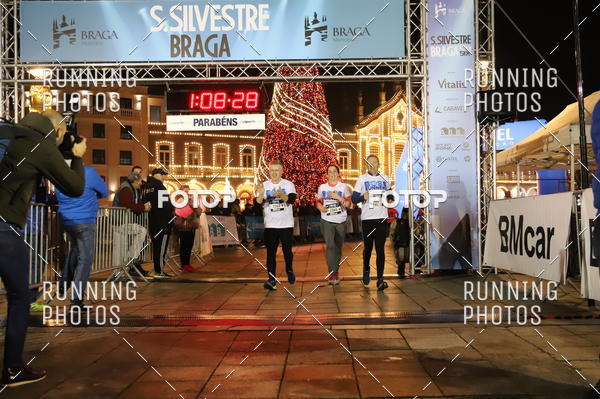 Buy your photos of the eventSao Silvestre Braga on Fotop