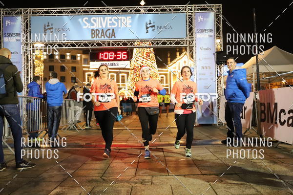 Buy your photos of the eventSao Silvestre Braga on Fotop