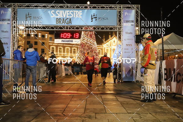 Buy your photos of the eventSao Silvestre Braga on Fotop