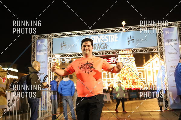 Buy your photos of the eventSao Silvestre Braga on Fotop