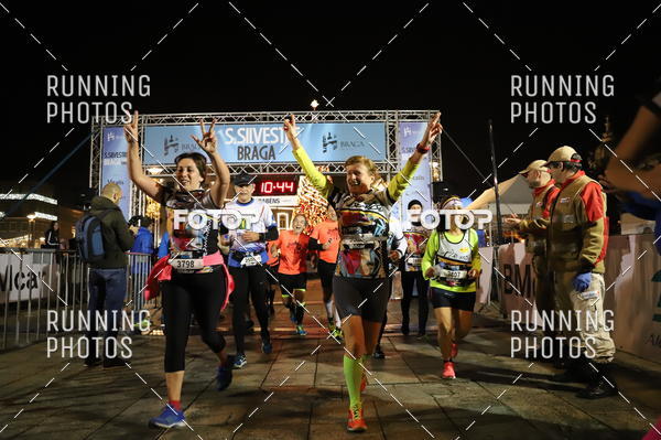 Buy your photos of the eventSao Silvestre Braga on Fotop