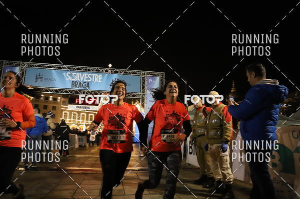 Buy your photos of the eventSao Silvestre Braga on Fotop