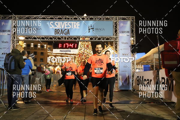 Buy your photos of the eventSao Silvestre Braga on Fotop