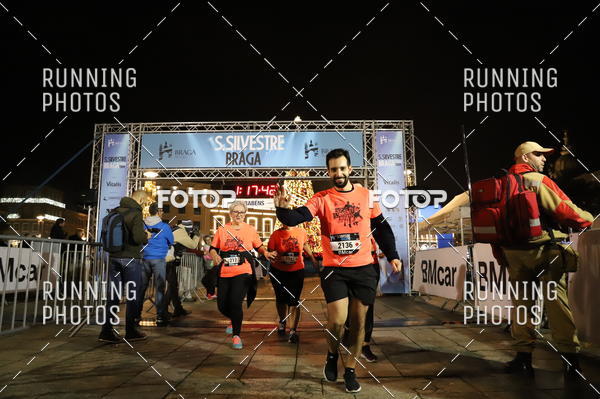 Buy your photos of the eventSao Silvestre Braga on Fotop