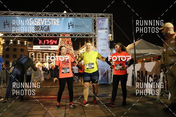 Buy your photos of the eventSao Silvestre Braga on Fotop