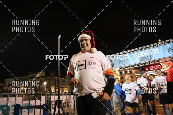 Buy your photos of the eventSao Silvestre Braga on Fotop