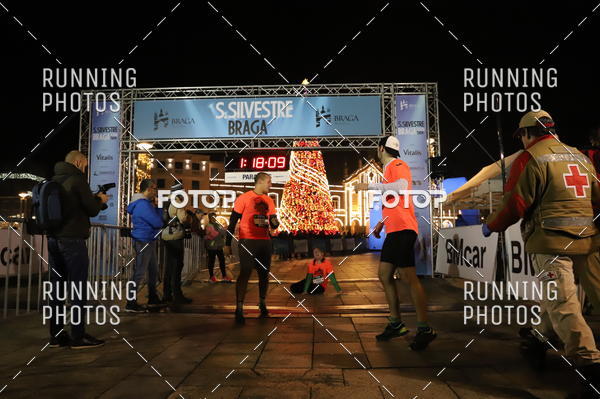 Buy your photos of the eventSao Silvestre Braga on Fotop