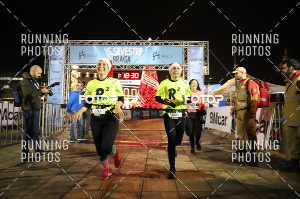 Buy your photos of the eventSao Silvestre Braga on Fotop