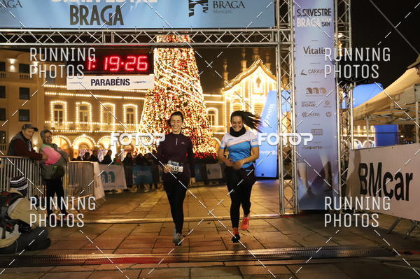 Buy your photos of the eventSao Silvestre Braga on Fotop