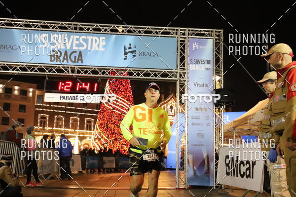 Buy your photos of the eventSao Silvestre Braga on Fotop