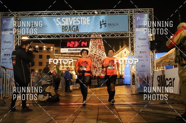 Buy your photos of the eventSao Silvestre Braga on Fotop