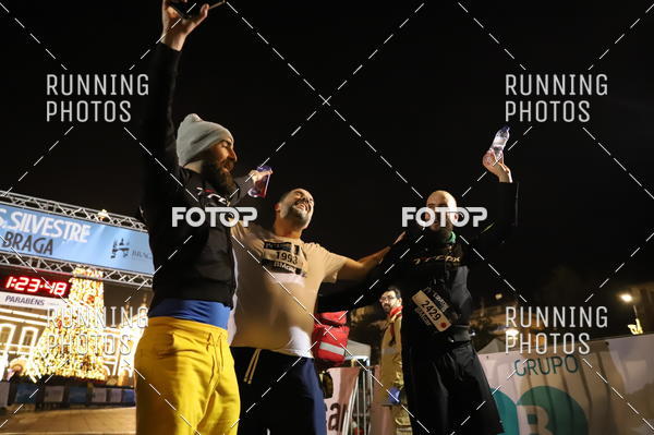 Buy your photos of the eventSao Silvestre Braga on Fotop