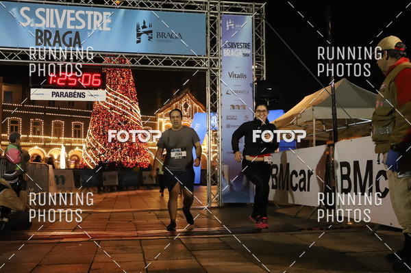 Buy your photos of the eventSao Silvestre Braga on Fotop