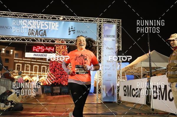 Buy your photos of the eventSao Silvestre Braga on Fotop