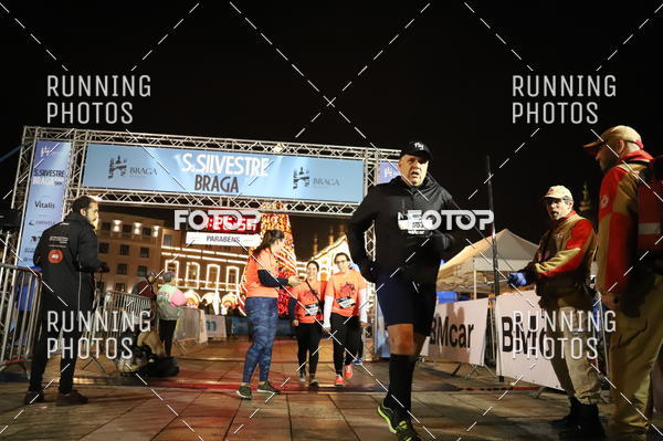 Buy your photos of the eventSao Silvestre Braga on Fotop