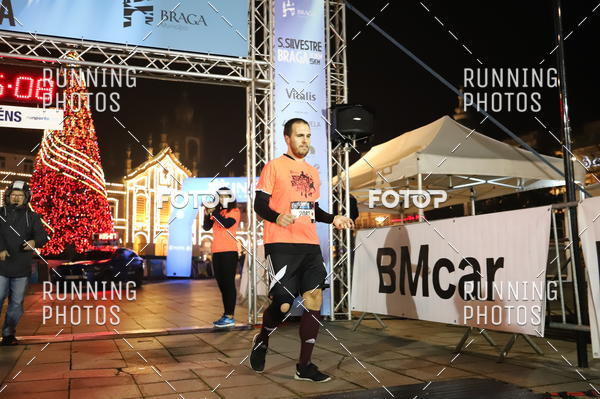 Buy your photos of the eventSao Silvestre Braga on Fotop