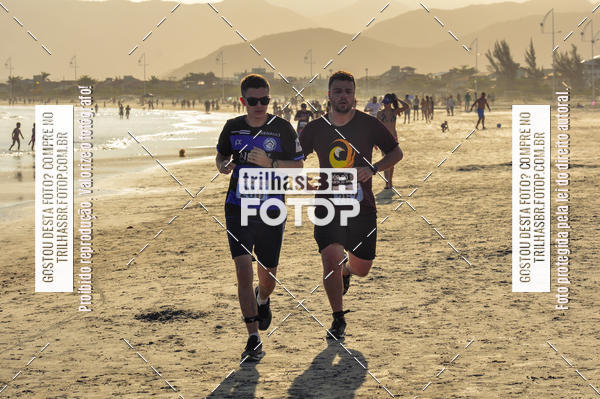 Buy your photos of the eventCorrida do Por do Sol on Fotop