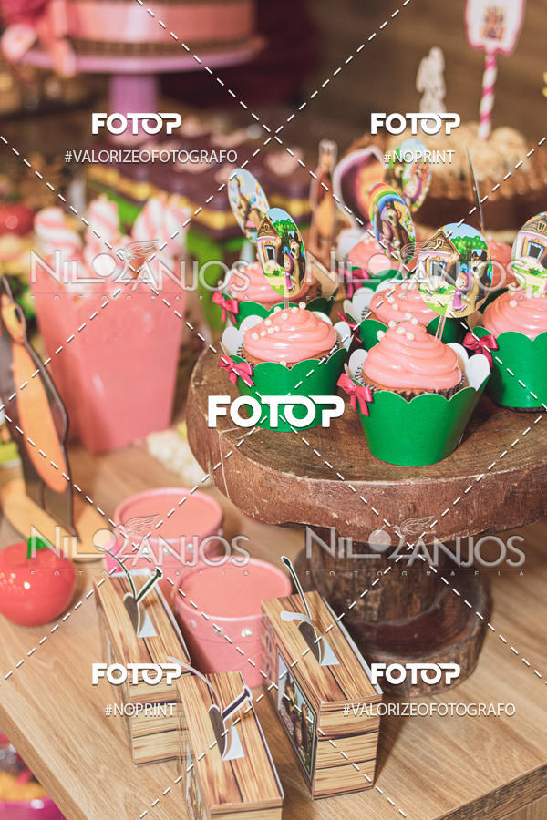 Buy your photos of the eventAniversrio de Luiza Valentina on Fotop