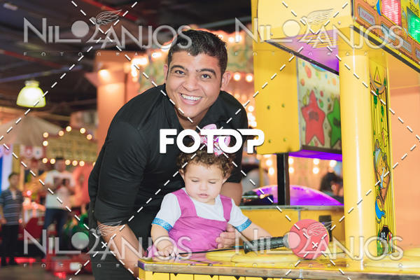 Buy your photos of the eventAniversrio de Luiza Valentina on Fotop